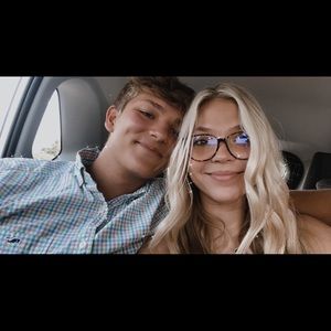 Meet your Posher, Lexie